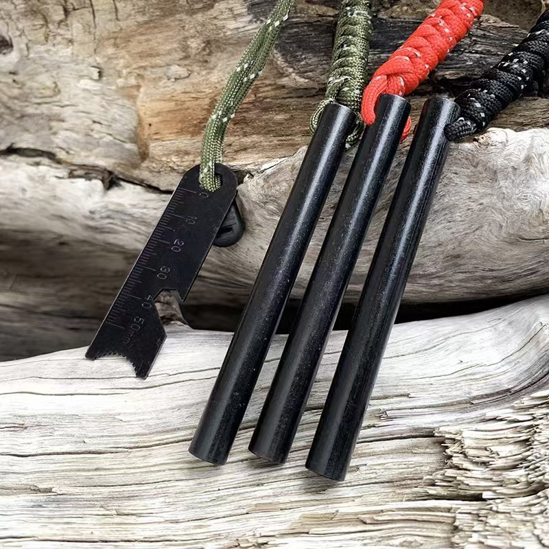 Outdoor Survival Fire Starter  - Ferro Rod Striker 评论和价格
