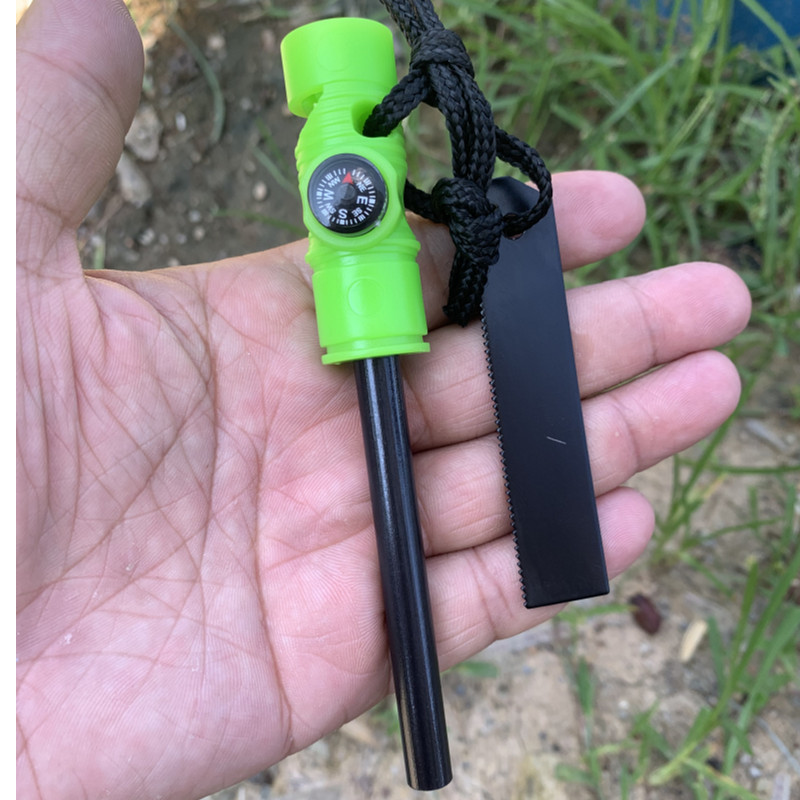 Survivor Long Style Three-in-O - Ferro Rod Striker 评论和价格