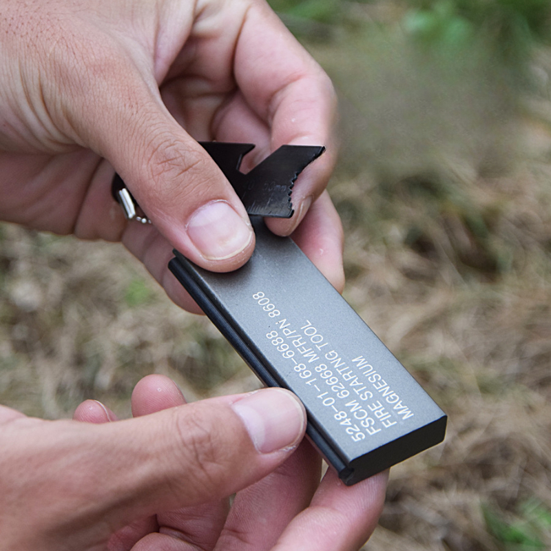 Waterproof Magnesium Flint & S - Ferro Rod Striker 评论和价格