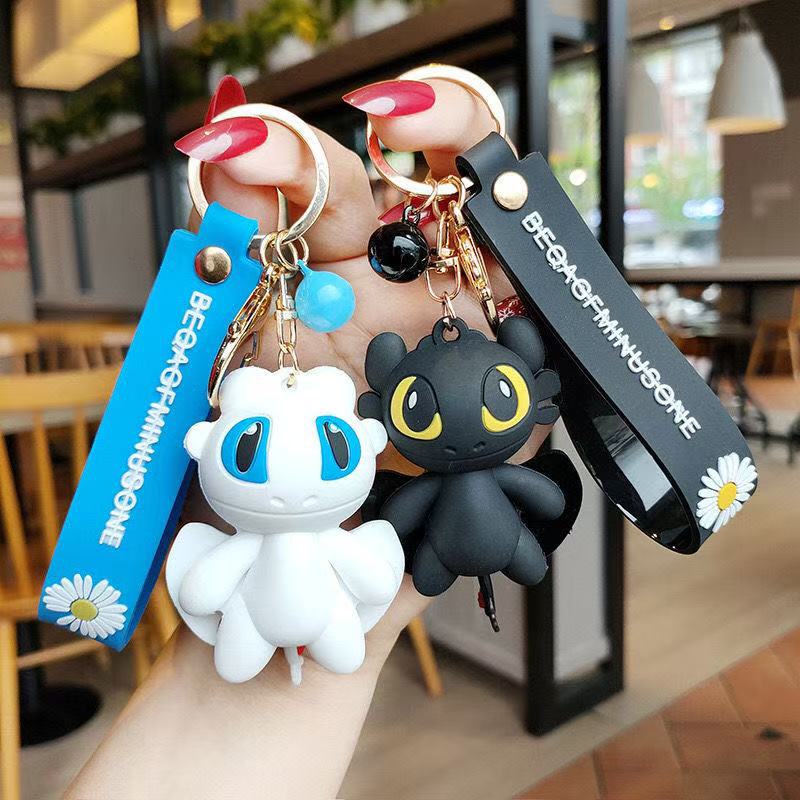 How to Train Your Dragon Tooth - Carabiner Keychain 评论和价格